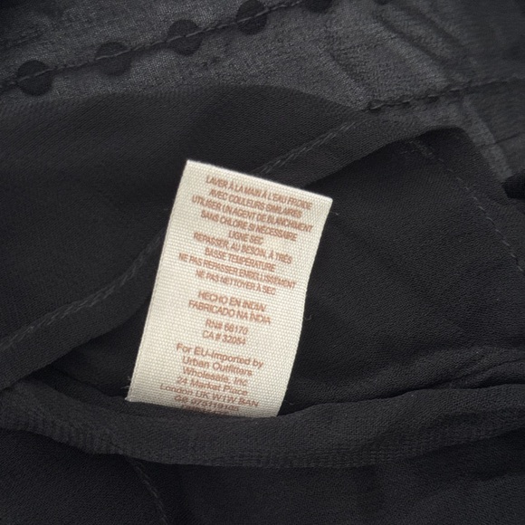 Free People Young Love Embellished Blouse Top | XS | Excellent Condition - Picture 9 of 9